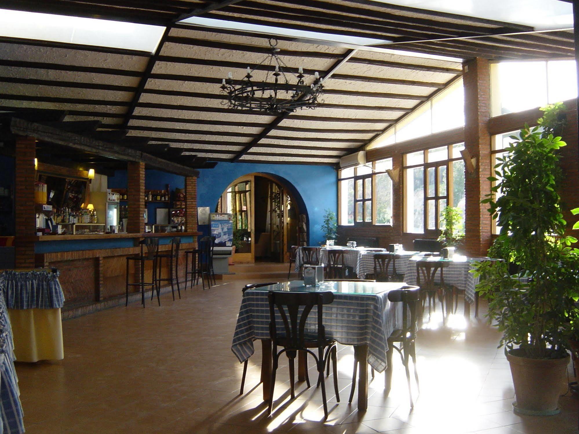 Hotel Resort Cueva Del Fraile Cuenca  Exterior photo